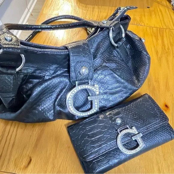 Guess Black Croc-Embossed Shoulder Bag with Silver Details - Picture 7 of 7